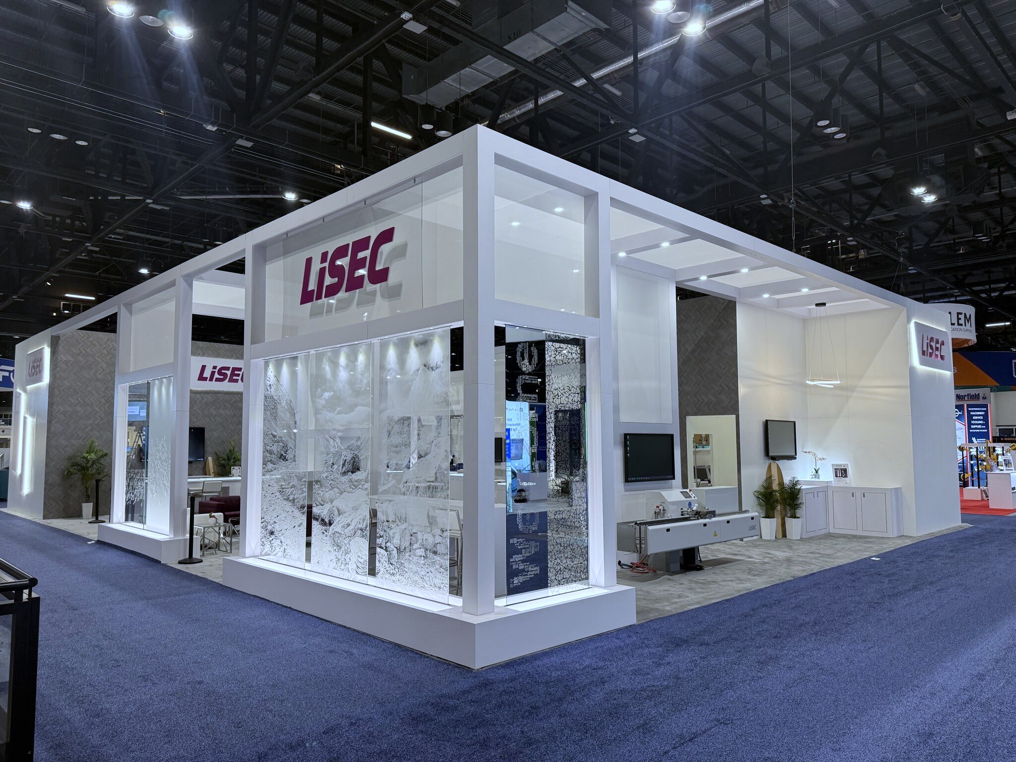 LiSEC 50 x 70 trade show exhibit at GlassBuild 2025 - welcome corner